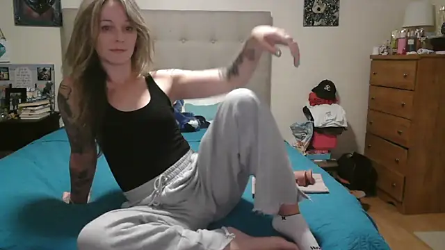 Heyitsmee33 online show from 03-30-26, 10:16