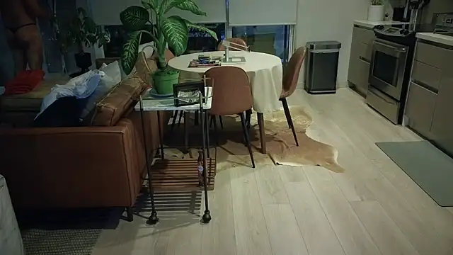 HungandThickLatin online show from 09-21-25, 11:56