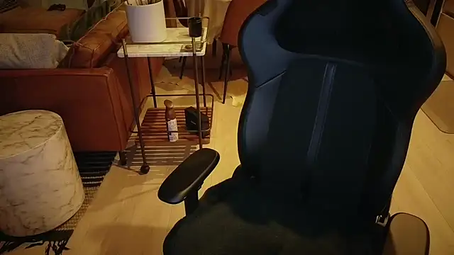 HungandThickLatin online show from 01-11-26, 09:58