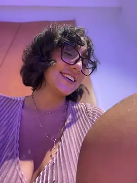 aurora xoxo online show from 01-19-25, 05:37