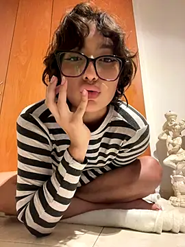 aurora xoxo online show from 09-20-25, 02:56