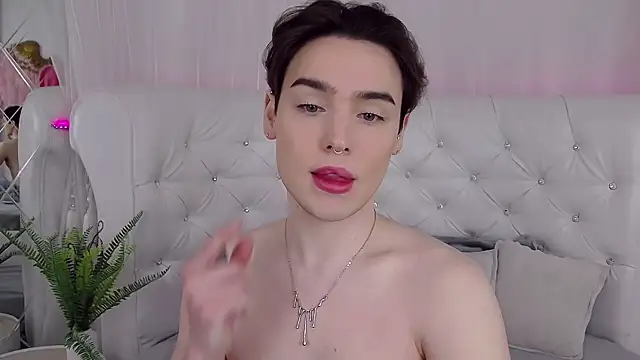 RobbyCharming online show from 04-20-26, 04:48