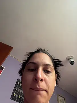 Snapshot of charlotte_stevenss_ chatting on 11-25-25, 02:39 charlotte stevenss online show from 11-25-25, 02:39