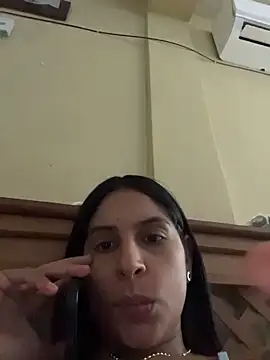 charlotte stevenss  online show from 04-24-26, 01:35