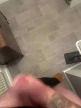 Averagematt1991 online show from 11-22-25, 04:50