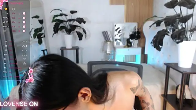 Snapshot of Unforttable_Anisha chatting on 12-02-25, 01:28 Unforttable Anisha online show from 12-02-25, 01:28