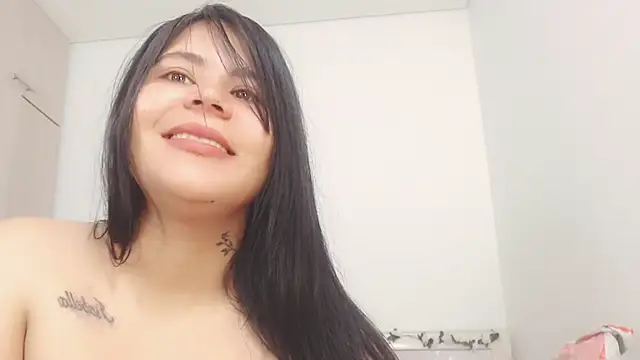 Youlittlepervertt  online show from 01-15-25, 07:15