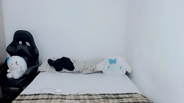 Youlittlepervertt  online show from 01-29-25, 04:47