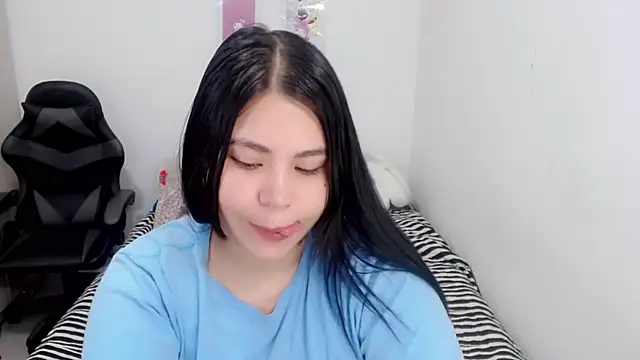 Youlittlepervertt  online show from 03-12-25, 07:28