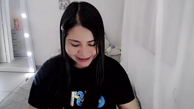 Snapshot of Youlittlepervertt_ chatting on 06-08-26, 01:39 Youlittlepervertt online show from 06-08-26, 01:39