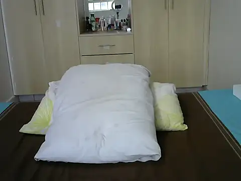 Snapshot of sexydarl chatting on 03-05-25, 05:07 sexydarl online show from 03-05-25, 05:07