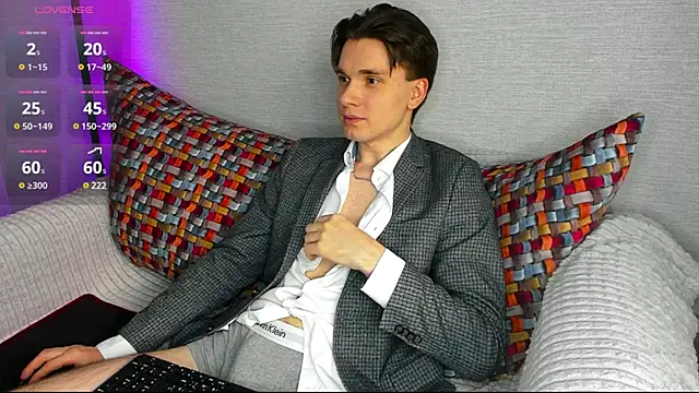 Snapshot of maxboy4 chatting on 01-26-25, 09:51 maxboy4 online show from 01-26-25, 09:51