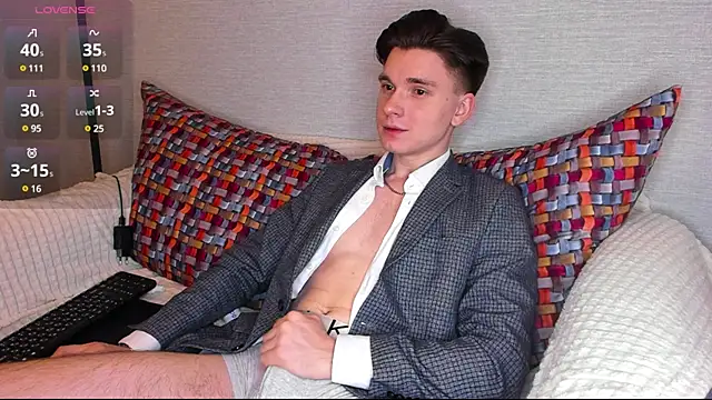 Snapshot of maxboy4 chatting on 02-02-25, 06:42 maxboy4 online show from 02-02-25, 06:42