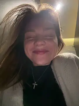 ValenciaShock online show from 12-17-25, 06:41