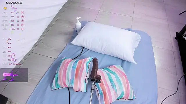 Isabella Daniell online show from 11-12-25, 03:29