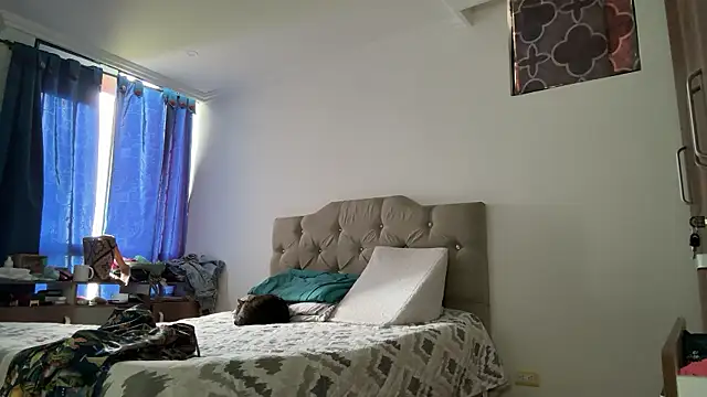 Karina Yang online show from 02-22-26, 06:28