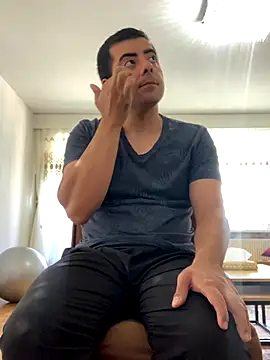 Snapshot of _Playboy_ chatting on 09-18-25, 01:35  Playboy  online show from 09-18-25, 01:35