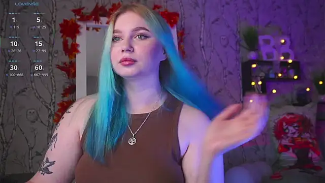 Moon Valkyrie online show from 09-19-25, 08:49