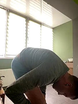 Snapshot of SexSanich chatting on 09-29-25, 10:31 SexSanich online show from 09-29-25, 10:31