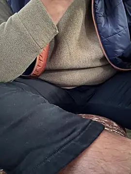 Snapshot of debu46 chatting on 12-19-24, 09:18 debu46 online show from 12-19-24, 09:18