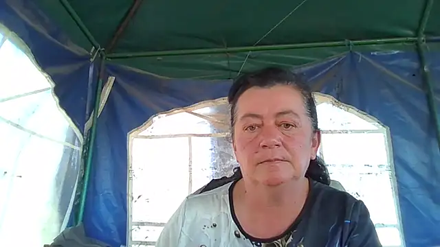 GypsiQueen2 online show from 09-21-25, 11:45