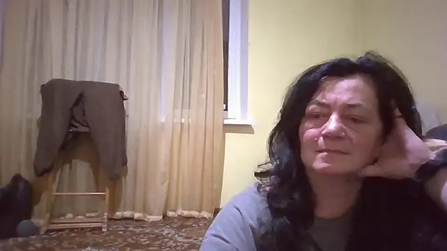 GypsiQueen2 online show from 01-06-26, 06:11