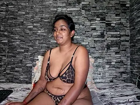 Xindias fantasyX online show from 05-26-26, 06:37