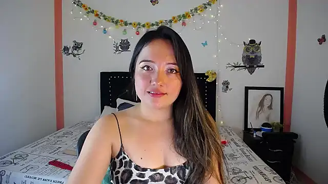 Snapshot of naughty_girl_4u chatting on 12-18-24, 04:49 naughty girl 4u online show from 12-18-24, 04:49