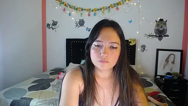 Snapshot of naughty_girl_4u chatting on 01-03-25, 09:57 naughty girl 4u online show from 01-03-25, 09:57