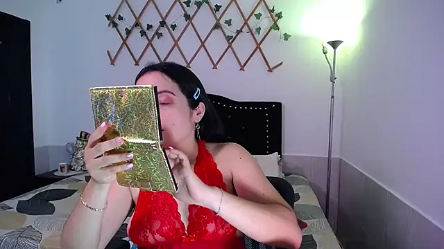 naughty girl 4u online show from 11-05-25, 07:36