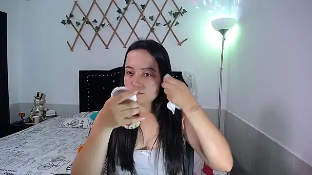 naughty girl 4u online show from 01-06-26, 08:01