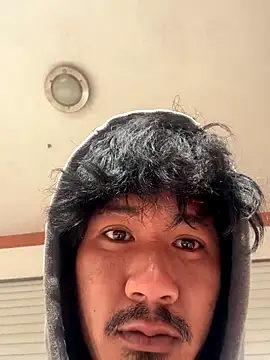 Snapshot of juniiorre chatting on 10-26-25, 11:38 juniiorre online show from 10-26-25, 11:38