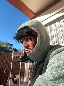 Snapshot of juniiorre chatting on 11-05-25, 08:25 juniiorre online show from 11-05-25, 08:25