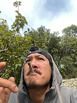 Snapshot of juniiorre chatting on 11-14-25, 11:09 juniiorre online show from 11-14-25, 11:09