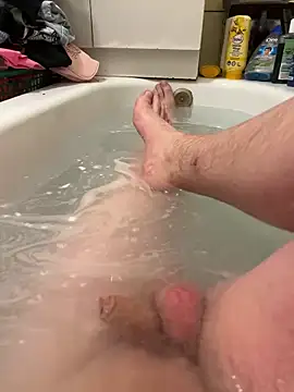 Snapshot of David19932908 chatting on 01-29-25, 06:39 David19932908 online show from 01-29-25, 06:39