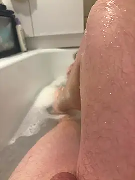 Snapshot of David19932908 chatting on 10-16-25, 11:00 David19932908 online show from 10-16-25, 11:00