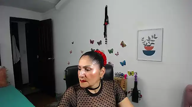 mature bigboobs10 online show from 03-19-25, 04:25