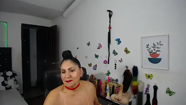 mature bigboobs10 online show from 01-16-26, 04:16