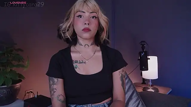 Snapshot of kitty_pruu chatting on 02-28-25, 10:50 kitty pruu online show from 02-28-25, 10:50