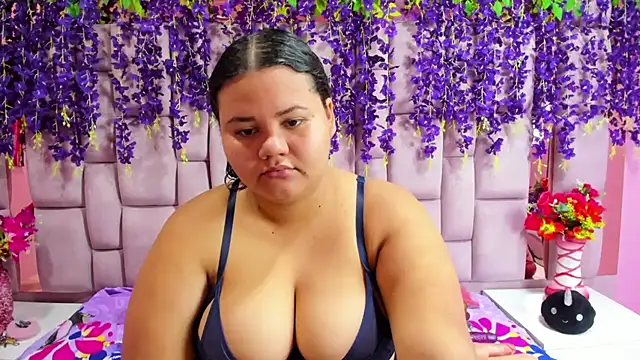 ValenTitis online show from 02-05-25, 07:42