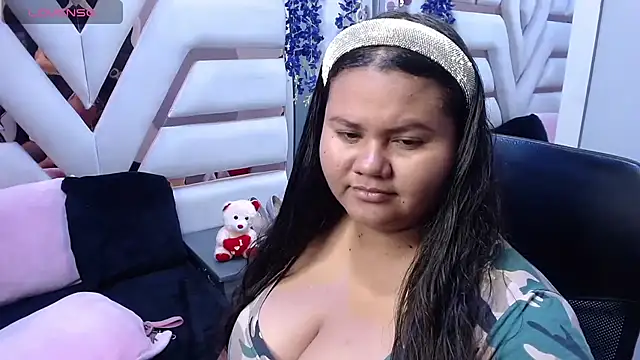 ValenTitis online show from 04-14-26, 08:15