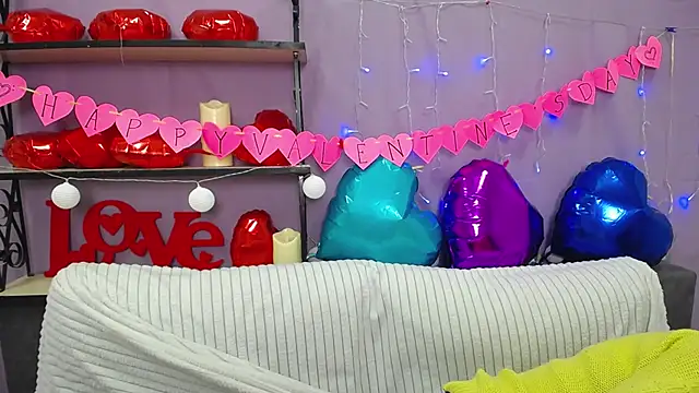 Snapshot of NinaFlawlees chatting on 02-07-25, 11:03 NinaFlawlees online show from 02-07-25, 11:03