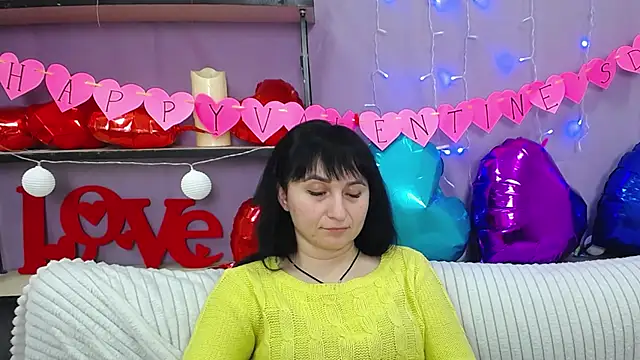 Snapshot of NinaFlawlees chatting on 02-08-25, 02:04 NinaFlawlees online show from 02-08-25, 02:04