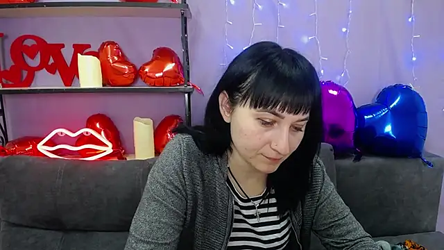 Snapshot of NinaFlawlees chatting on 03-02-25, 04:39 NinaFlawlees online show from 03-02-25, 04:39