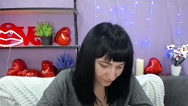 Snapshot of NinaFlawlees chatting on 03-08-25, 04:45 NinaFlawlees online show from 03-08-25, 04:45