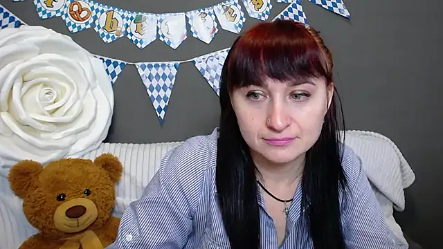 Snapshot of NinaFlawlees chatting on 10-06-25, 12:02 NinaFlawlees online show from 10-06-25, 12:02