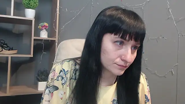 Snapshot of NinaFlawlees chatting on 11-29-25, 01:03 NinaFlawlees online show from 11-29-25, 01:03