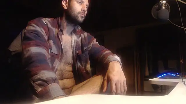 Snapshot of cashmasterzobistone chatting on 03-13-25, 03:00 cashmasterzobistone online show from 03-13-25, 03:00