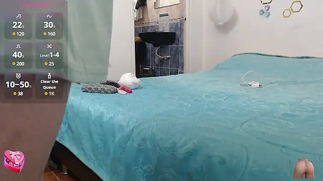 adriscute online show from 03-13-25, 12:05