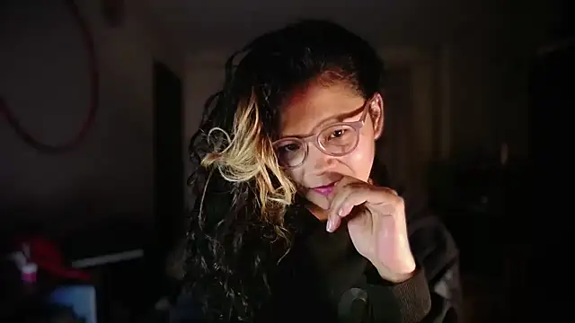 Hathorlove online show from 04-30-26, 07:47